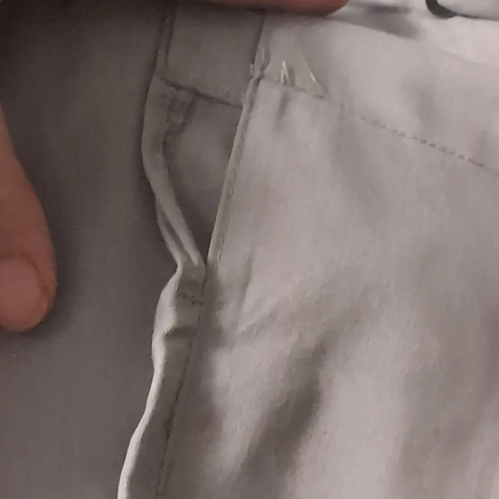 NWOT Grey's Anatomy Active Scrub Set In Light Grey - Picture 6 of 6